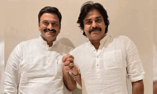 రఘురామ నోట మాట.. పవన్ కు పొగడ్తా? పంచ్? రఘురామ నోట మాట.. పవన్ కు పొగడ్తా? పంచ్?