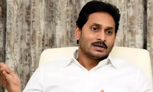 మళ్లీ యలహంకకు వెళ్లిన జగన్.. ఇది ఎన్నోసారో తెలుసా?