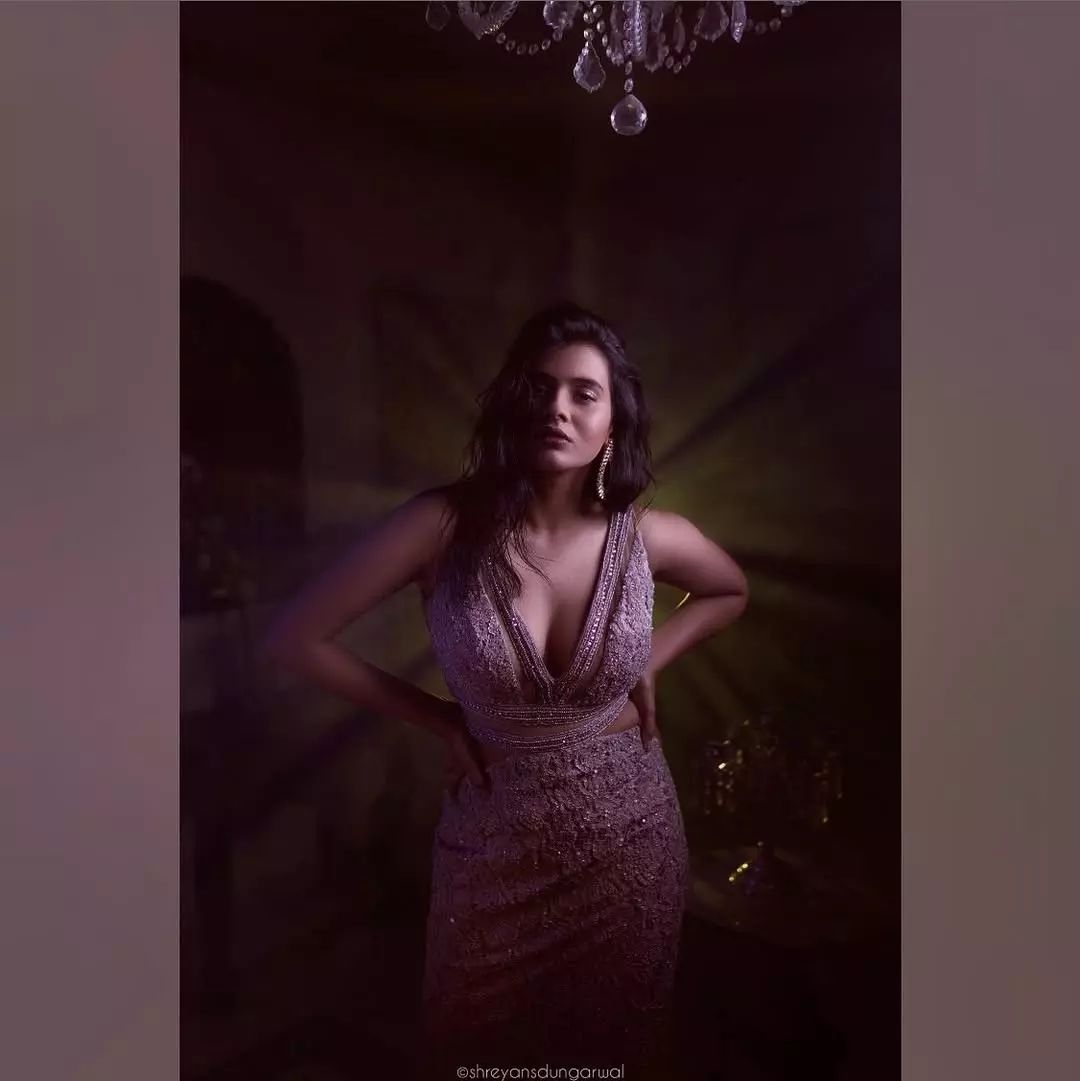 Hebah Patel Dazzles in Glamorous Elegance Hebah Patel Dazzles in Glamorous Elegance