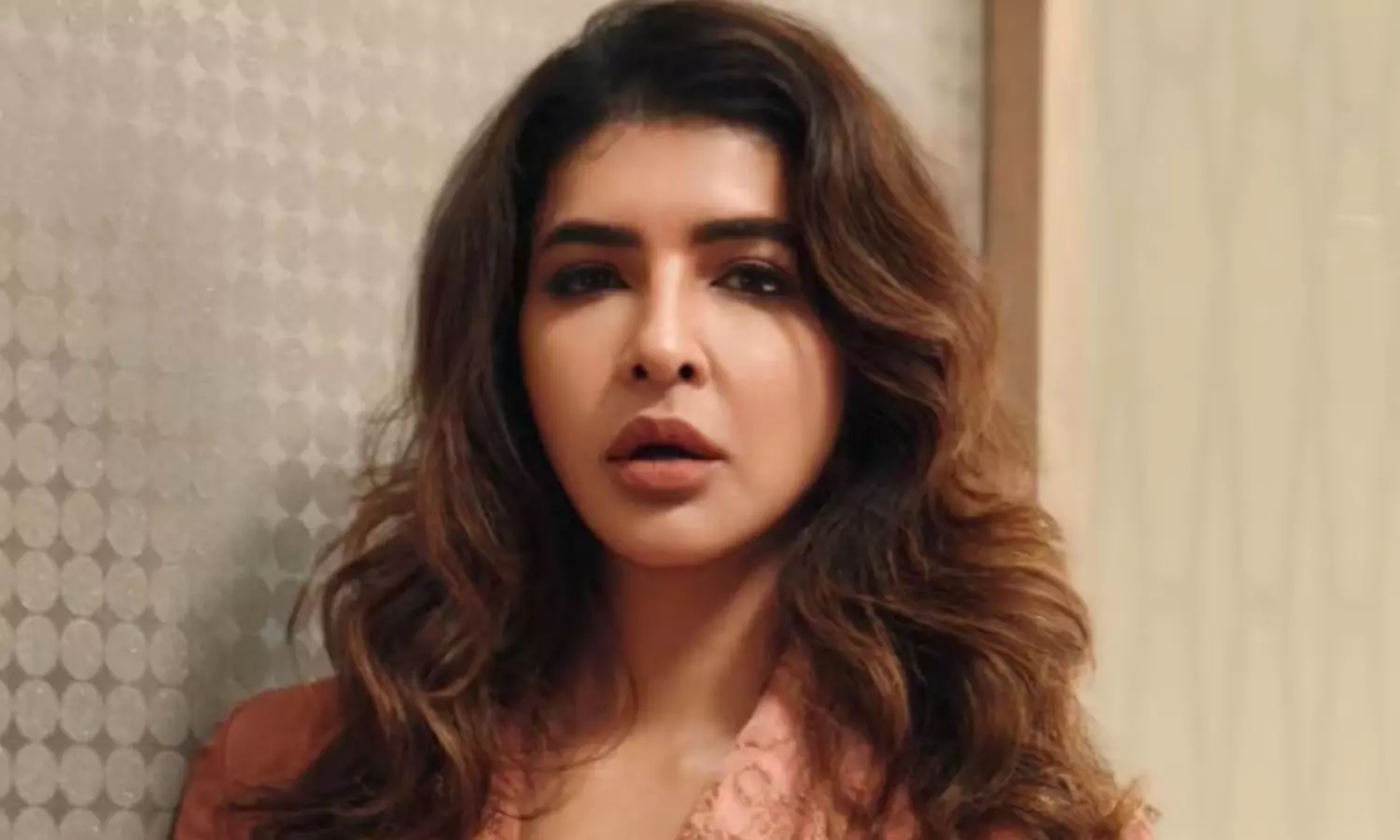 మంచు లక్ష్మి అంత తేలిగ్గా వదిలేలా లేదు