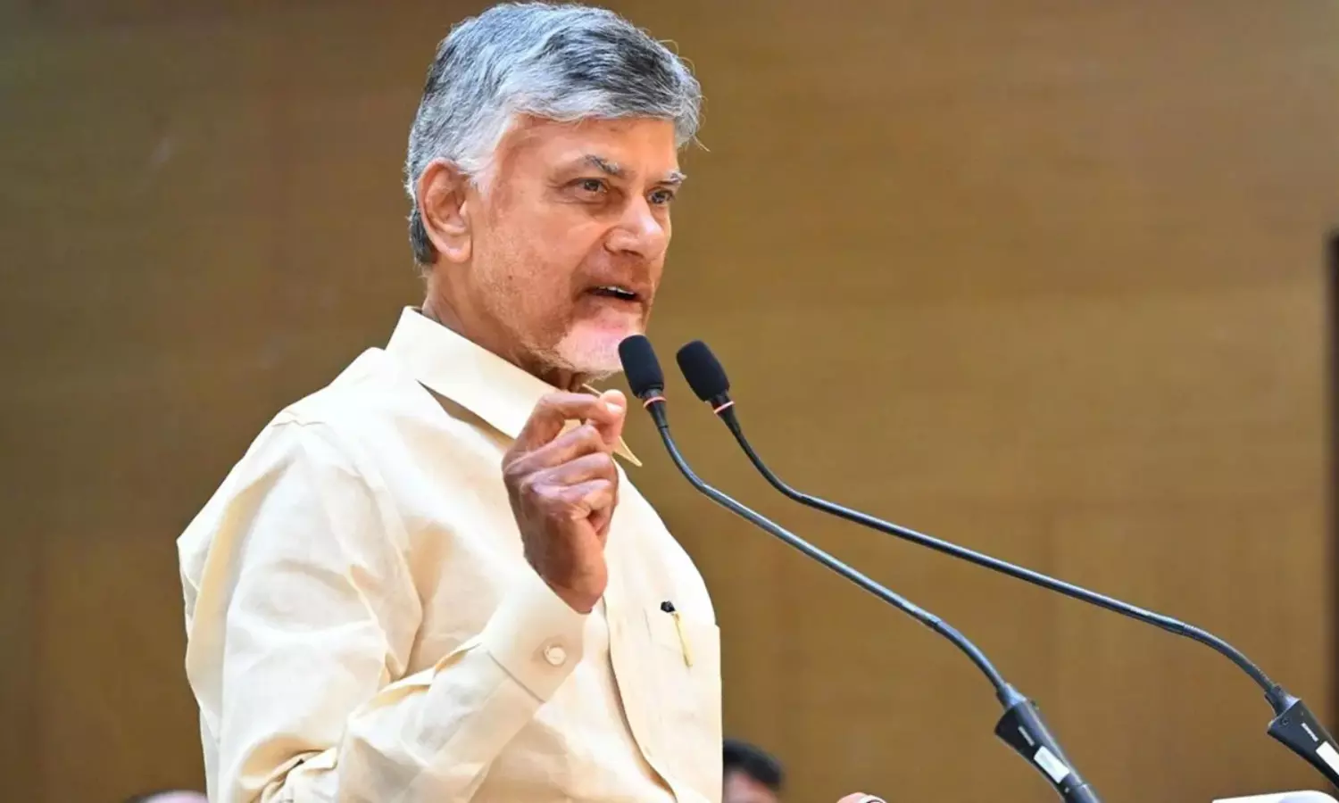 అసెంబ్లీ ప‌రిణామాల‌ పై చ‌ర్చ‌.. బాబు కీల‌క నిర్ణ‌యం ..!