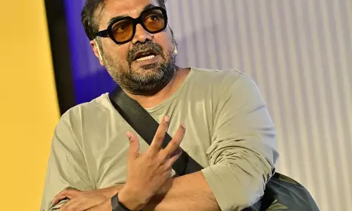 క‌ష్ట‌కాలంలో ద‌క్షిణాది ఆదుకుంటోంది.. ద‌ర్శ‌కుడు ఎమోష‌న‌ల్..