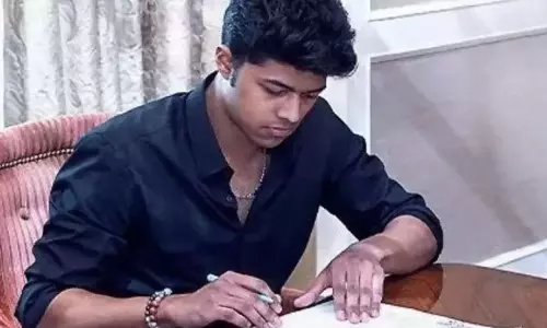 ఏకంగా సూప‌ర్ స్టార్ కే గురి పెట్టిన వార‌సుడు!