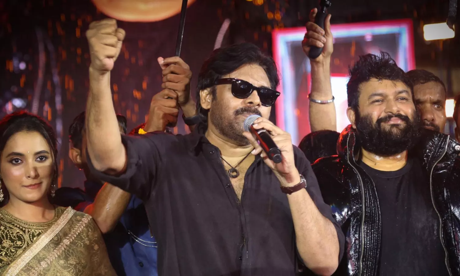 క‌రెక్ట్ గా చెప్పాలంటే ఆడ శివంగి: ప‌వ‌న్ క‌ల్యాణ్‌