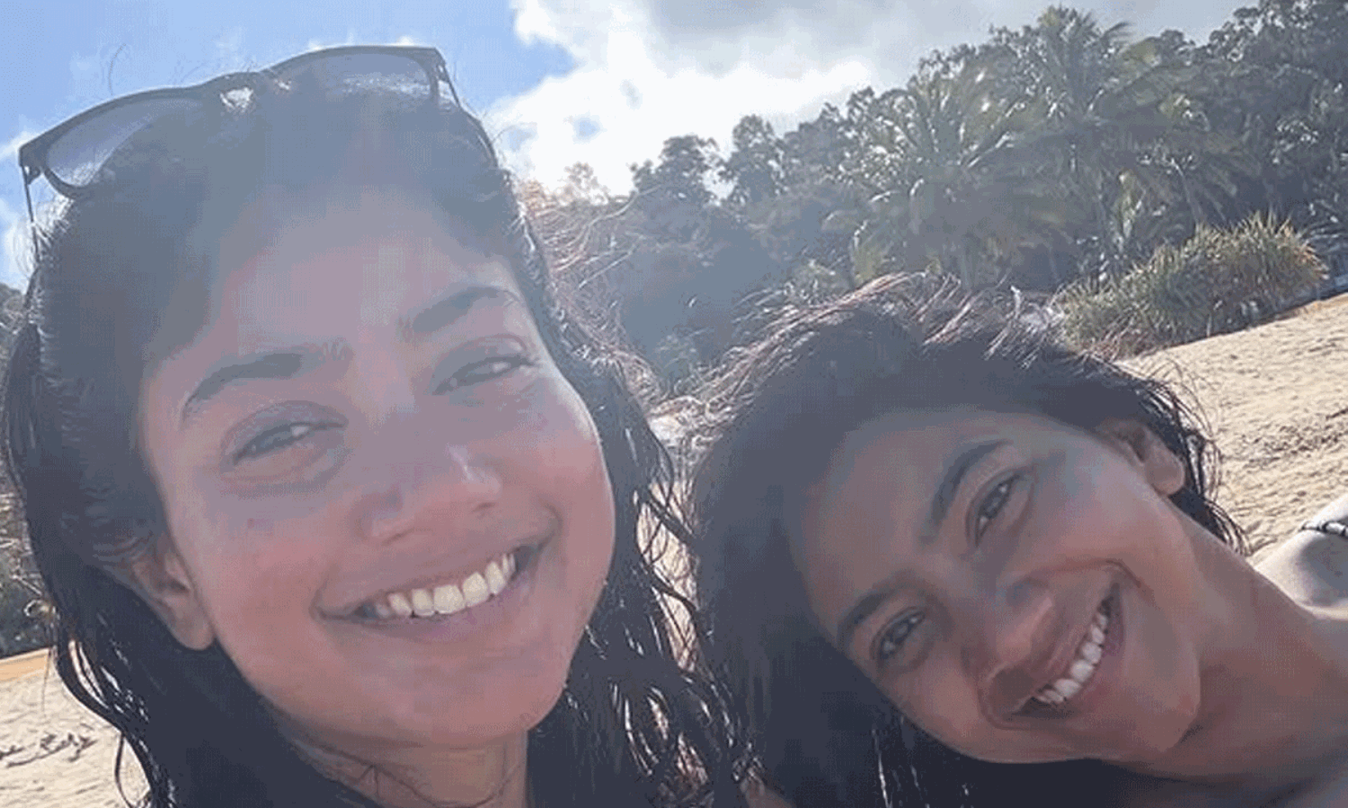 బీచ్ లో చెల్లితో సందడి చేసిన సాయి పల్లవి..ఫోటోలు వైరల్!