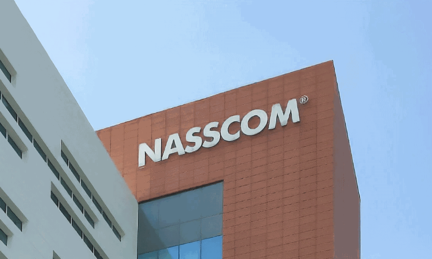 అమెరికాలో స్థానిక నియామకాలపై భారత ఐటీ పరిశ్రమ దృష్టి