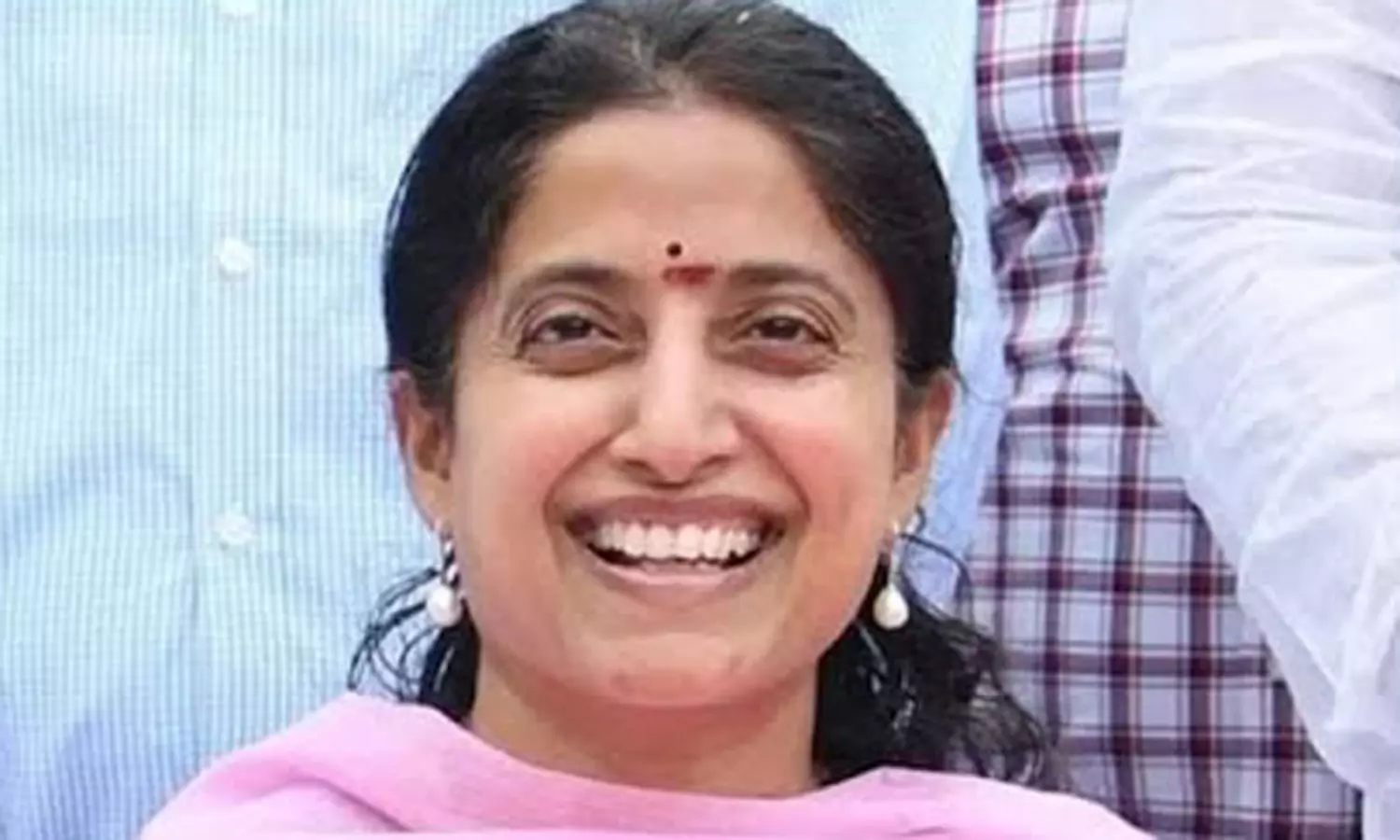 వైసీపీ రాజ‌కీయాలు వైఎస్‌. భార‌తి డీల్ చేయ‌గ‌ల‌రా.. ?