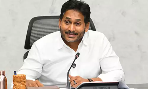 మోడీ డెసిషన్ శభాష్ అన్న జగన్ !