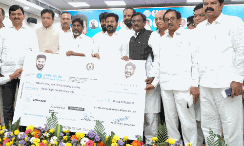 సింగ‌రేణి కార్మికుల‌కు బోన‌స్ బొనాంజా.. కాంట్రాక్టు వారికీ ద‌స‌రానే