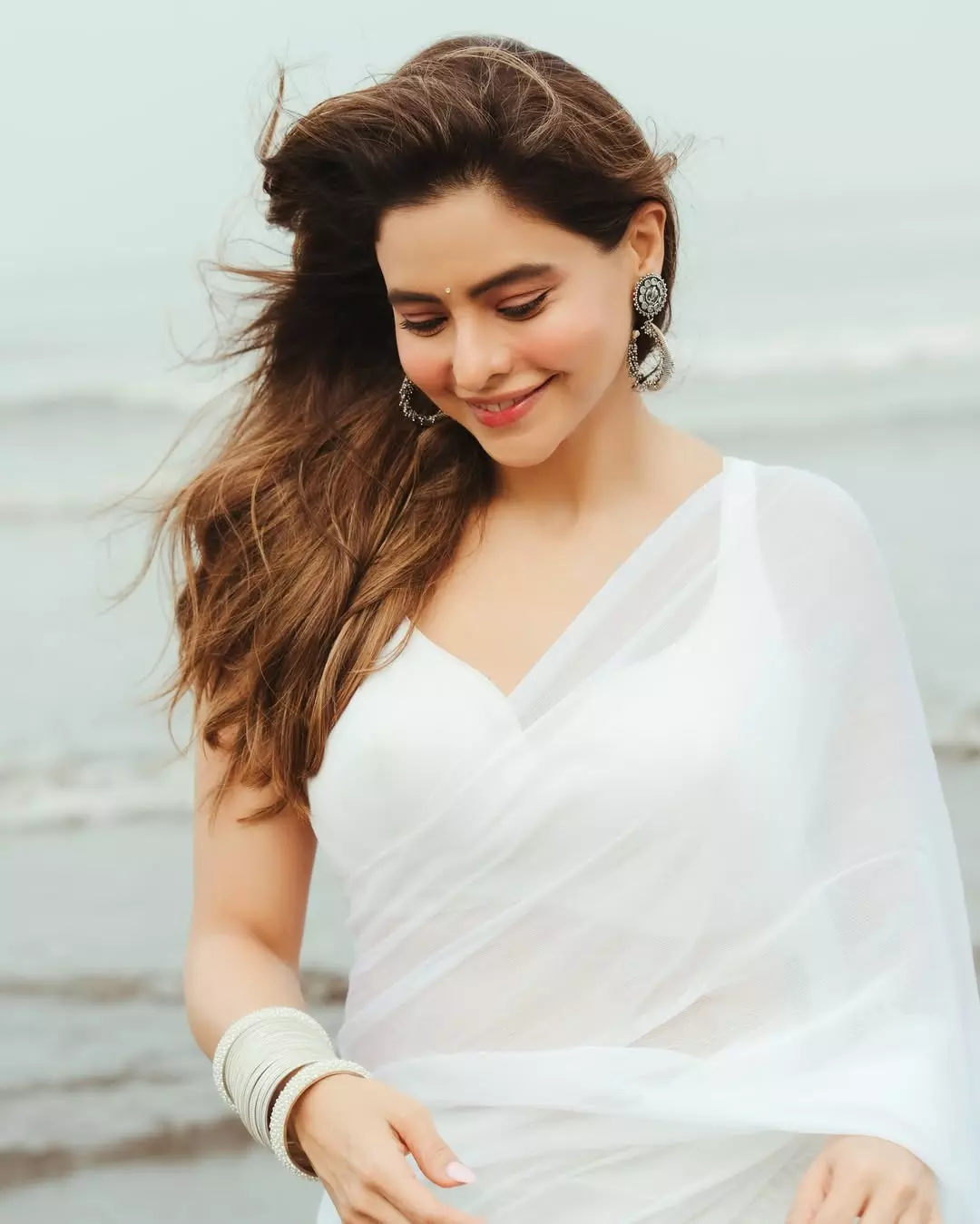 Aamna Sharif Just Set the Internet on Fire with This Look Aamna Sharif Just Set the Internet on Fire with This Look