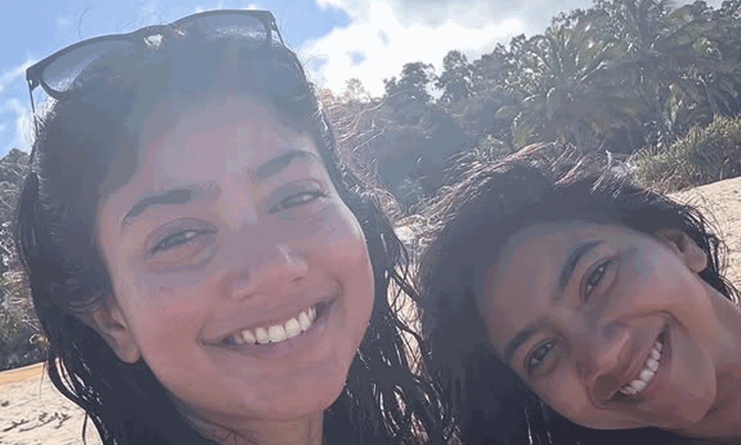 సాయి పల్లవి బికినీ ఫోటోలపై ట్రోల్స్.. అసలు నిజం ఏంటంటే?