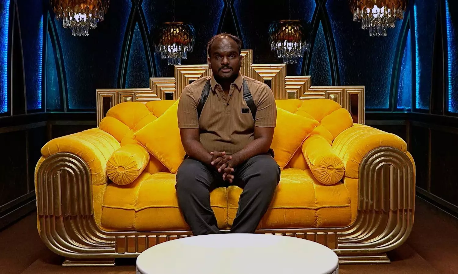 బిగ్ బాస్ 9.. ఎమోషనల్ ఆట మొదలైంది..!