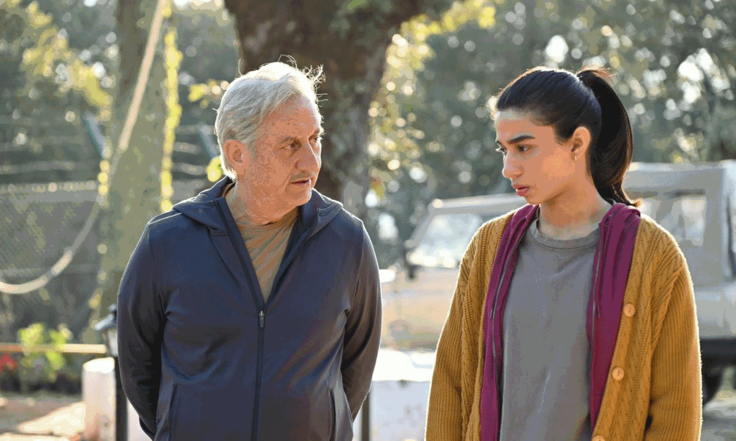 చిన్న సినిమాకు పోటీగా వెళ్లి దెబ్బతిన్న అనుపమ్ ఖేర్.. ట్విస్ట్ ఏంటంటే?