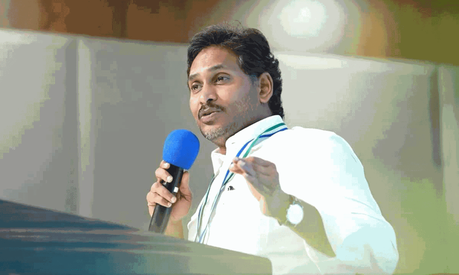 తగ్గేదేలే.. వైసీపీ అధినేత జగన్ కీలక నిర్ణయం..