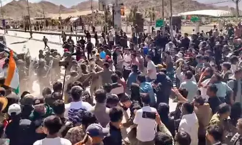 భగ్గుమన్న లద్దాఖ్.. ఆందోళనల వెనుక కారణం ఇదేనా..?