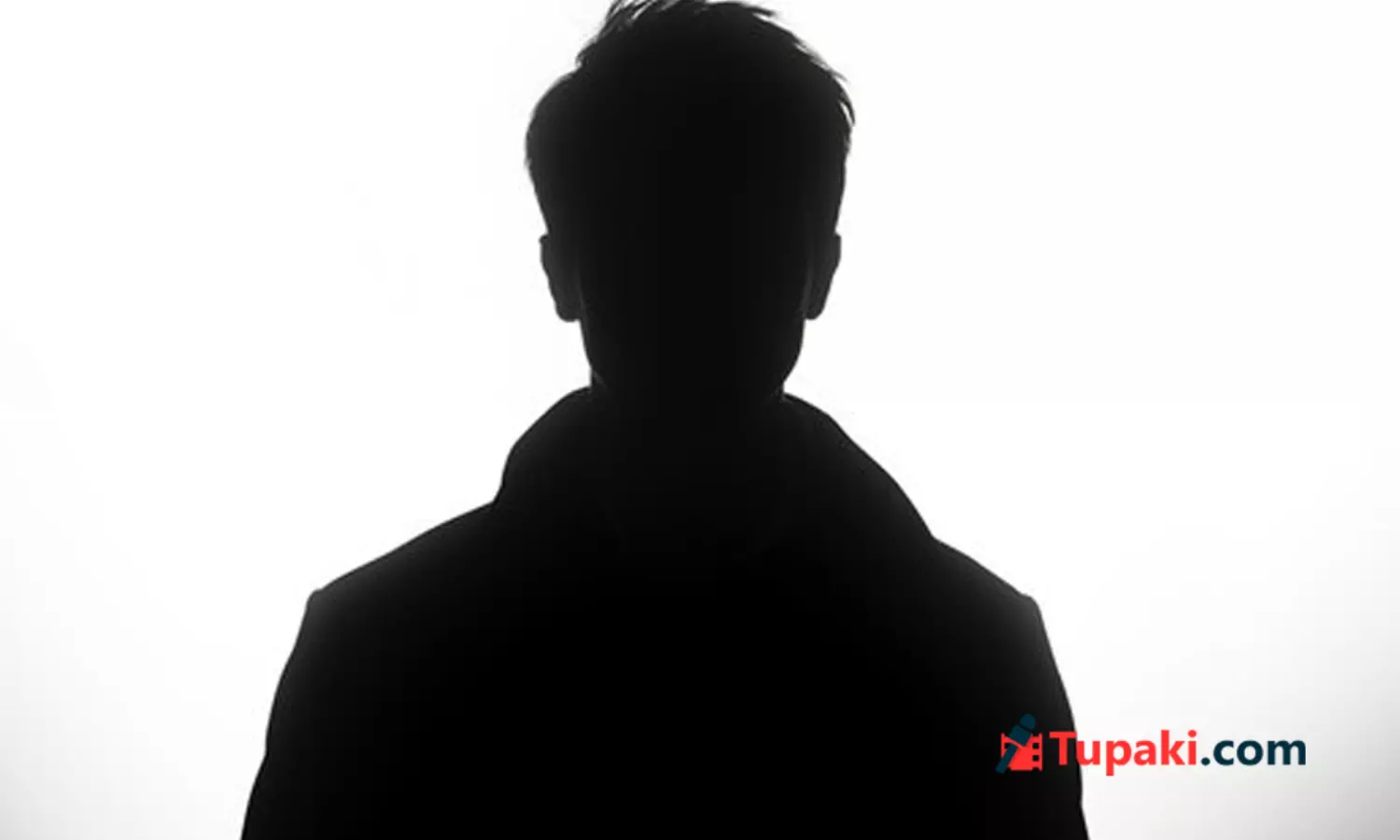 మెగాస్టార్ ఇచ్చిన ఆఫర్ నే రిజెక్ట్ చేసాడా? మెగాస్టార్ ఇచ్చిన ఆఫర్ నే రిజెక్ట్ చేసాడా?