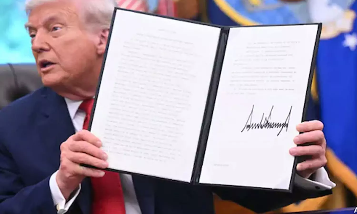 టిక్‌టాక్ డీల్ పై ట్రంప్ సంతకం.. అమెరికాకు కొత్త విజయమా?