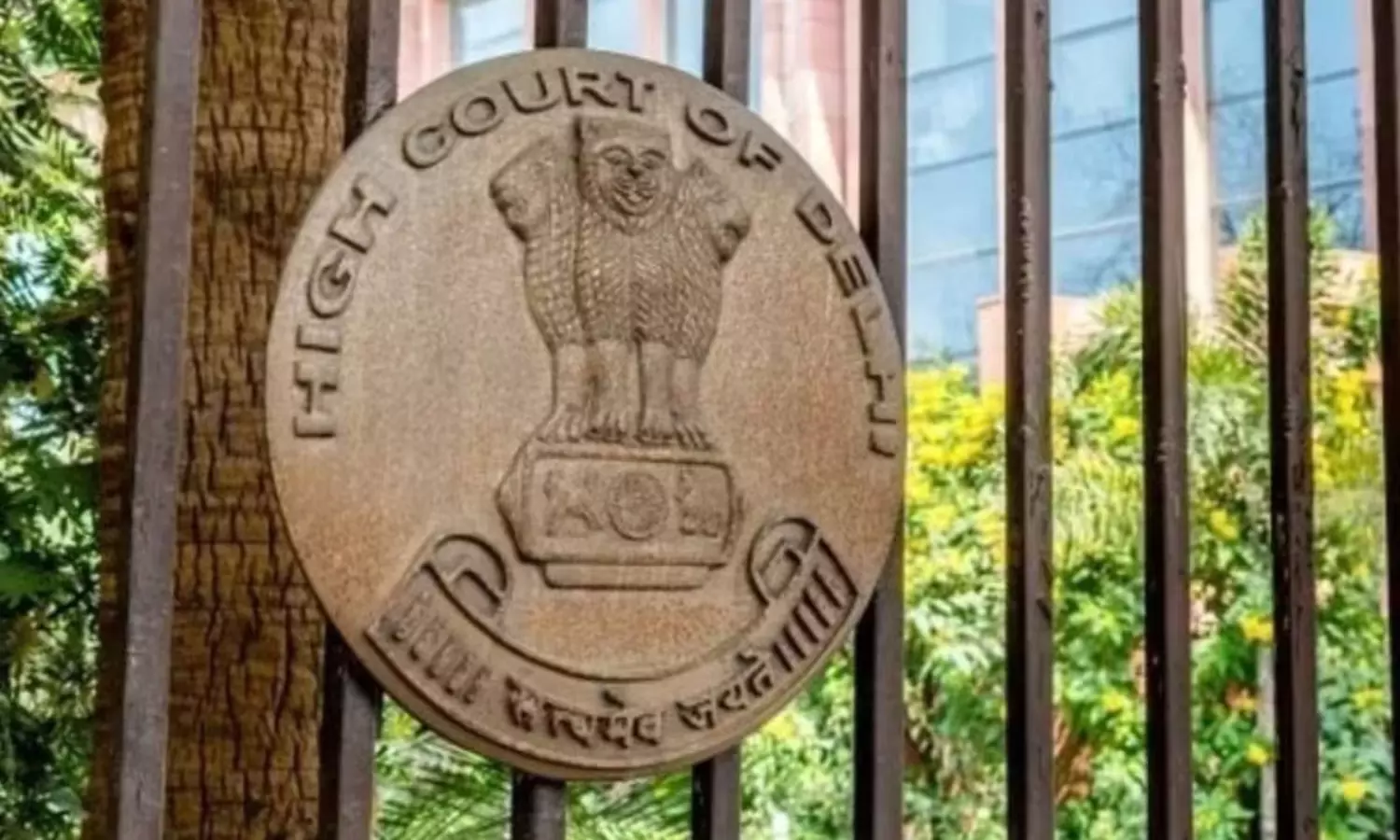 సంచ‌ల‌న  వివాదంపై షాక్ ఇచ్చిన  హైకోర్టు!