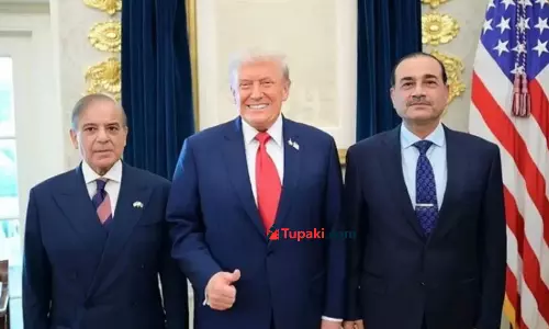 దొంగతనంగా ట్రంప్ ని కలిసిన పాక్ పీఎం మరియు ఆర్మీ చీఫ్