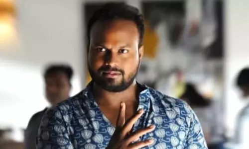 హాయ్ నాన్న డైరెక్టర్.. వెయిటింగ్ తప్పదా..?