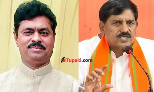 ఆది వ‌ర్సెస్ ర‌మేష్‌: క‌మ‌లంలో కుంప‌టి..!