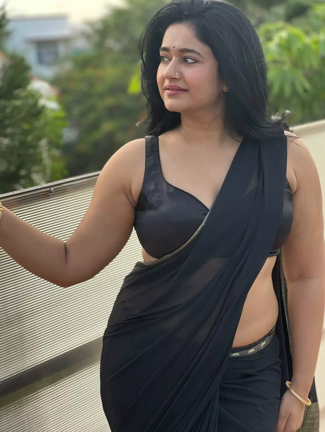 Poonam Bajwa’s Fashion Spark is Setting Fire to the Internet Poonam Bajwa’s Fashion Spark is Setting Fire to the Internet