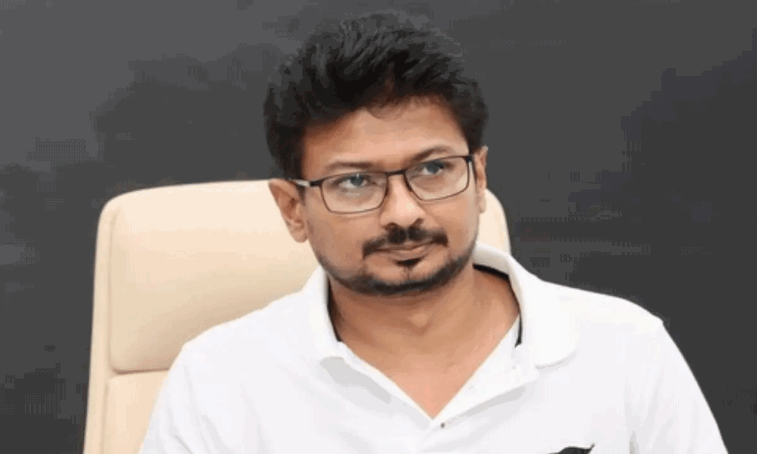 వీకెండ్  పాలిటీషియన్.. విజయ్  పై ఉదయనిధి కామెంట్స్  పీక్స్!