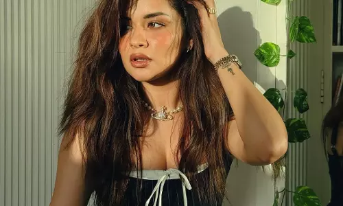 Avneet Kaur Sets Instagram on Fire