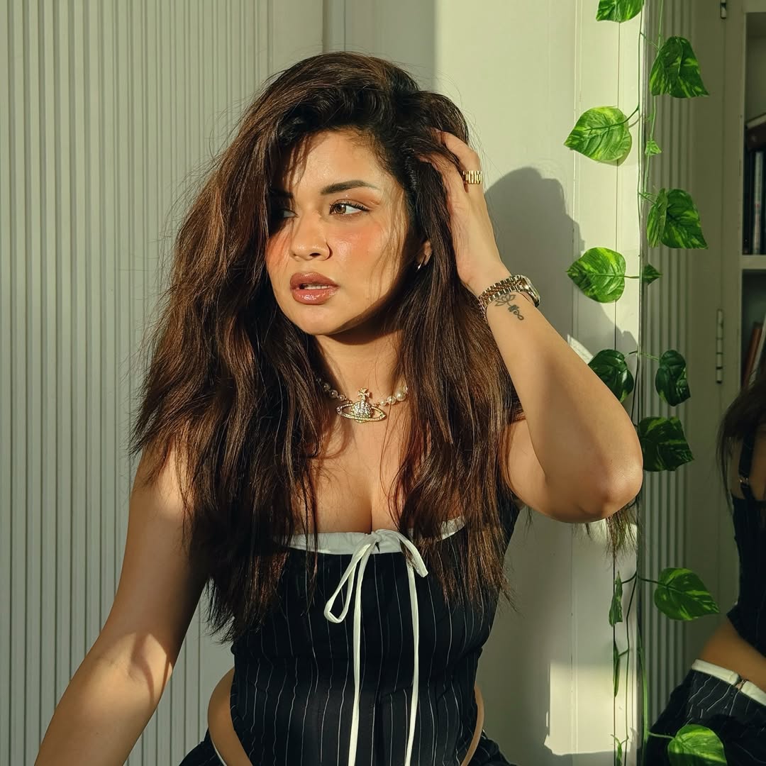 Avneet Kaur Sets Instagram on Fire