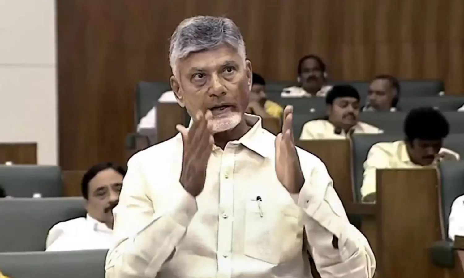 బాబుకు బిగ్ టెస్ట్: పీపీపీ... ఫలితం ఏంటి.. ! బాబుకు బిగ్ టెస్ట్: పీపీపీ... ఫలితం ఏంటి.. !