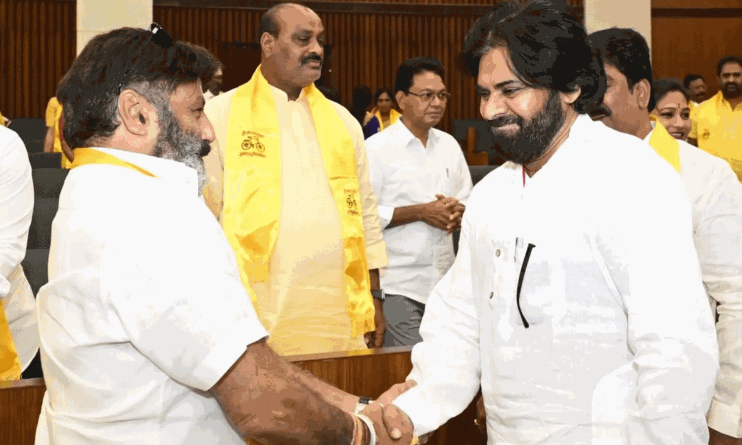 ముదురుతున్న బీకే వర్సెస్ పీకే