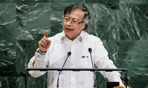 ట్రంప్ ను అవమానించాడని ఆ దేశ అధ్యక్షుడి వీసా రద్దు చేసిన అమెరికా..సంచలనం