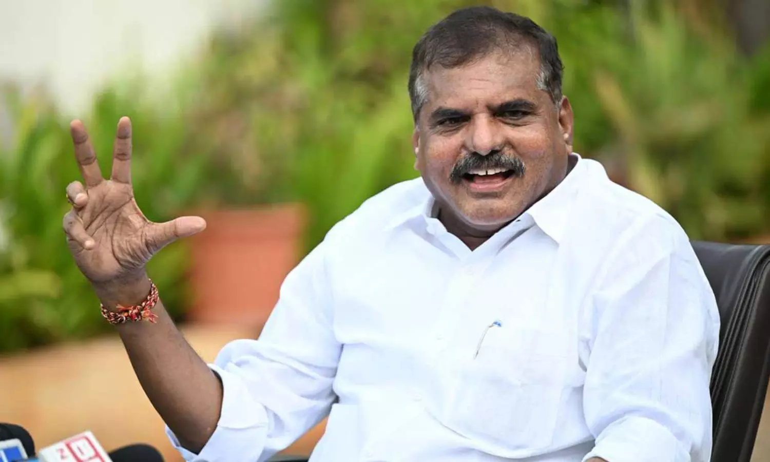 బొత్సకు జగన్ ఓకేనా... మాజీ మంత్రుల సంగతేంటి ?