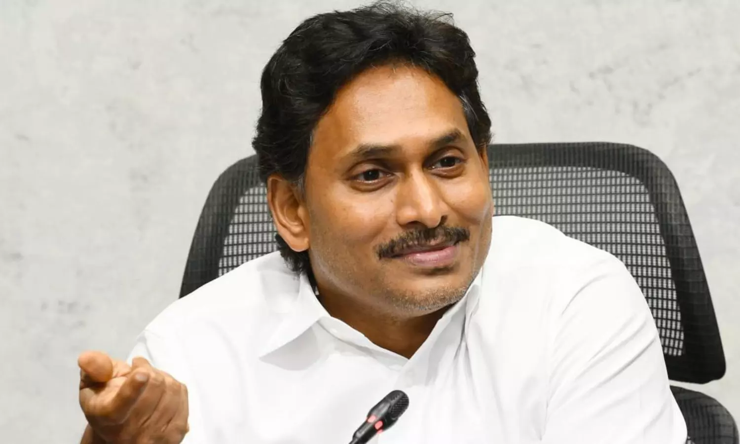 వైసీపీలో మెగా జపం వైసీపీలో మెగా జపం