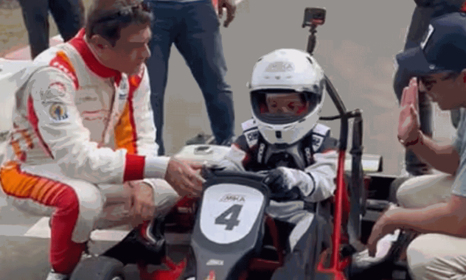 తండ్రి బాట‌లోనే త‌న‌యుడు!