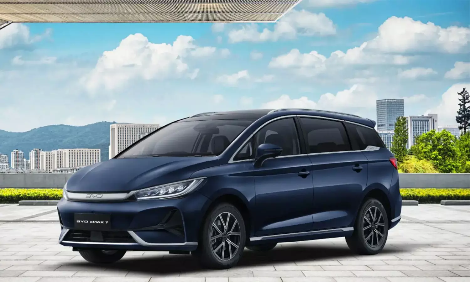 ఈవీ కార్లు కొనే ప్లాన్ ఉందా? అయితే ఇది మీ కోసమే.. ఈవీ కార్లు కొనే ప్లాన్ ఉందా? అయితే ఇది మీ కోసమే..