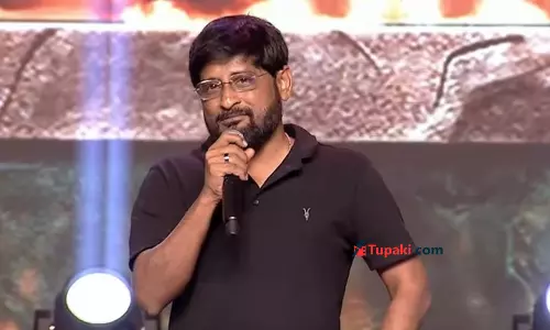 డ్రాగన్: వేరే లెవ‌ల్ అంటూ స్కైలో లేపాడు