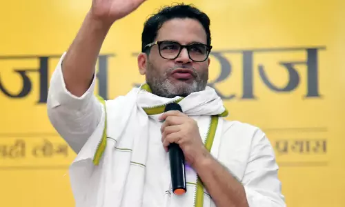 ప్రశాంత్ కిషోర్ కు అంత సీన్ ఉందా?