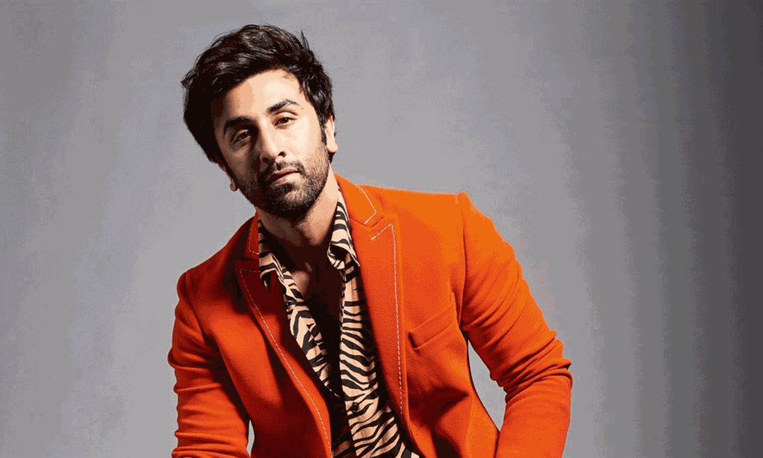 స్టార్  హీరో డైరెక్ట‌ర్..హీరోగా రిటైర్మెంట్!