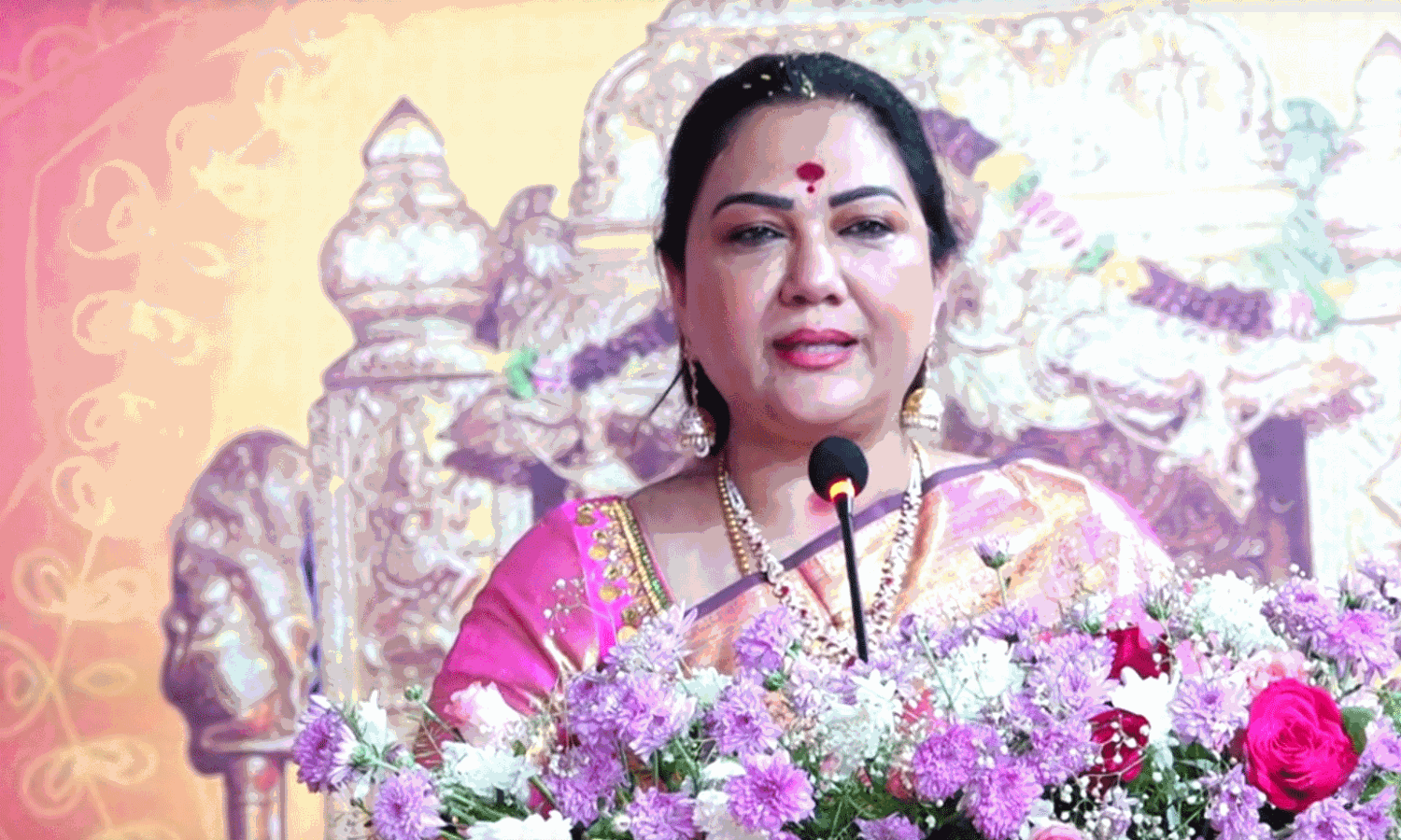 నీలాప‌నింద‌లు దుర్గ‌మ్మ తుడిచిపెట్టింది! న‌టి హేమ‌