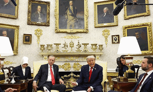 ట్రంప్ ఎఫెక్ట్‌:  శ్వేత సౌధం.. స్వ‌ర్ణ‌మ‌యం!