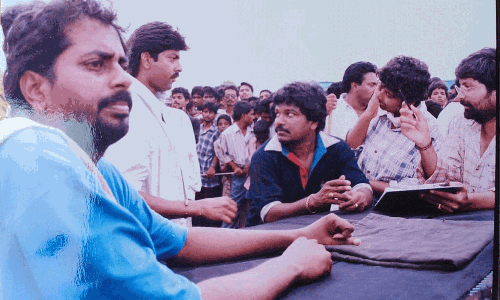 కృష్ణవంశీ సముద్రంకు త్రివిక్రం పనిచేశారా..?