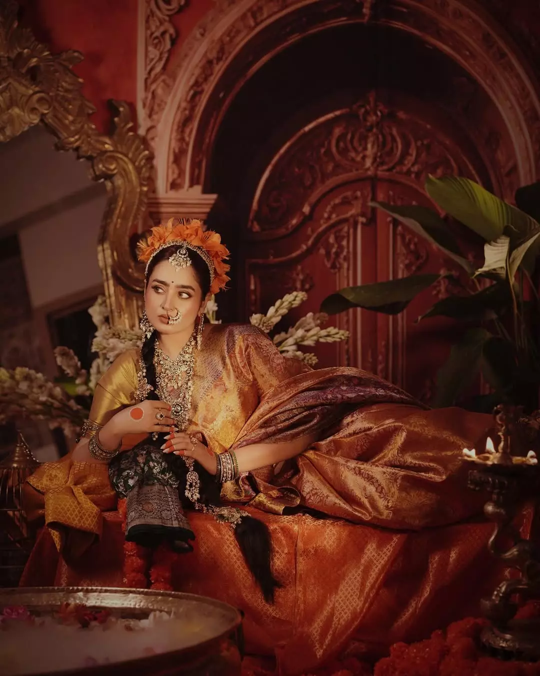 Ayesha Khan Slays Retro Saree Look With Fire