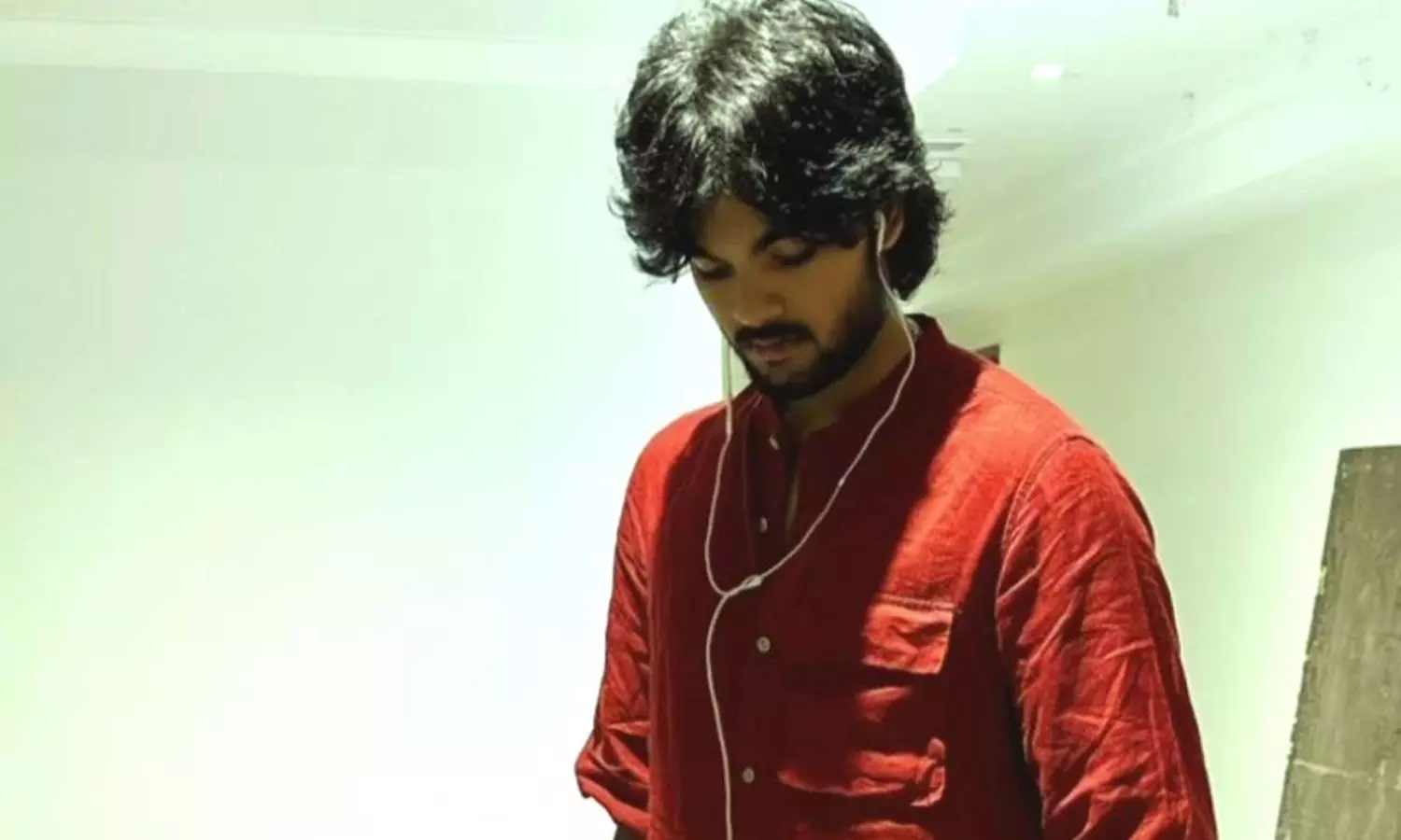 ఓజీలో అకీరా ఎందుకు లేడు? కారణం ఇదేనా? ఓజీలో అకీరా ఎందుకు లేడు? కారణం ఇదేనా?