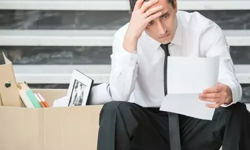 Biggest Mass Layoff In US: 1 Lakh People Losing Job! Biggest Mass Layoff In US: 1 Lakh People Losing Job!