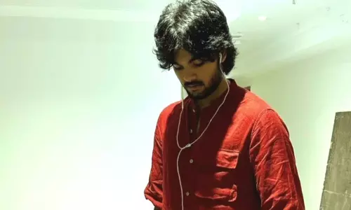 ఓజీలో అకీరా ఎందుకు లేడు? కారణం ఇదేనా?