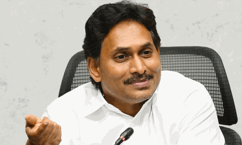 నాటి కాంగ్రెస్ ఆయుధమే నేడు వైసీపీకి వజ్రాయుధమా ?