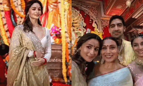 దుర్గా పూజ పండ‌ల్‌లో ఆలియా సంద‌డి