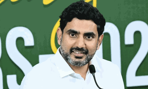 సోషల్ మీడియాపై సరికొత్త యుద్ధం.. లోకేశ్ ఆధ్వర్యంలో మంత్రులు సిద్ధం