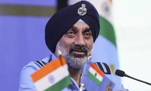 పాకిస్తాన్ 10 ఫైటర్ జెట్లను ధ్వంసం చేశాం